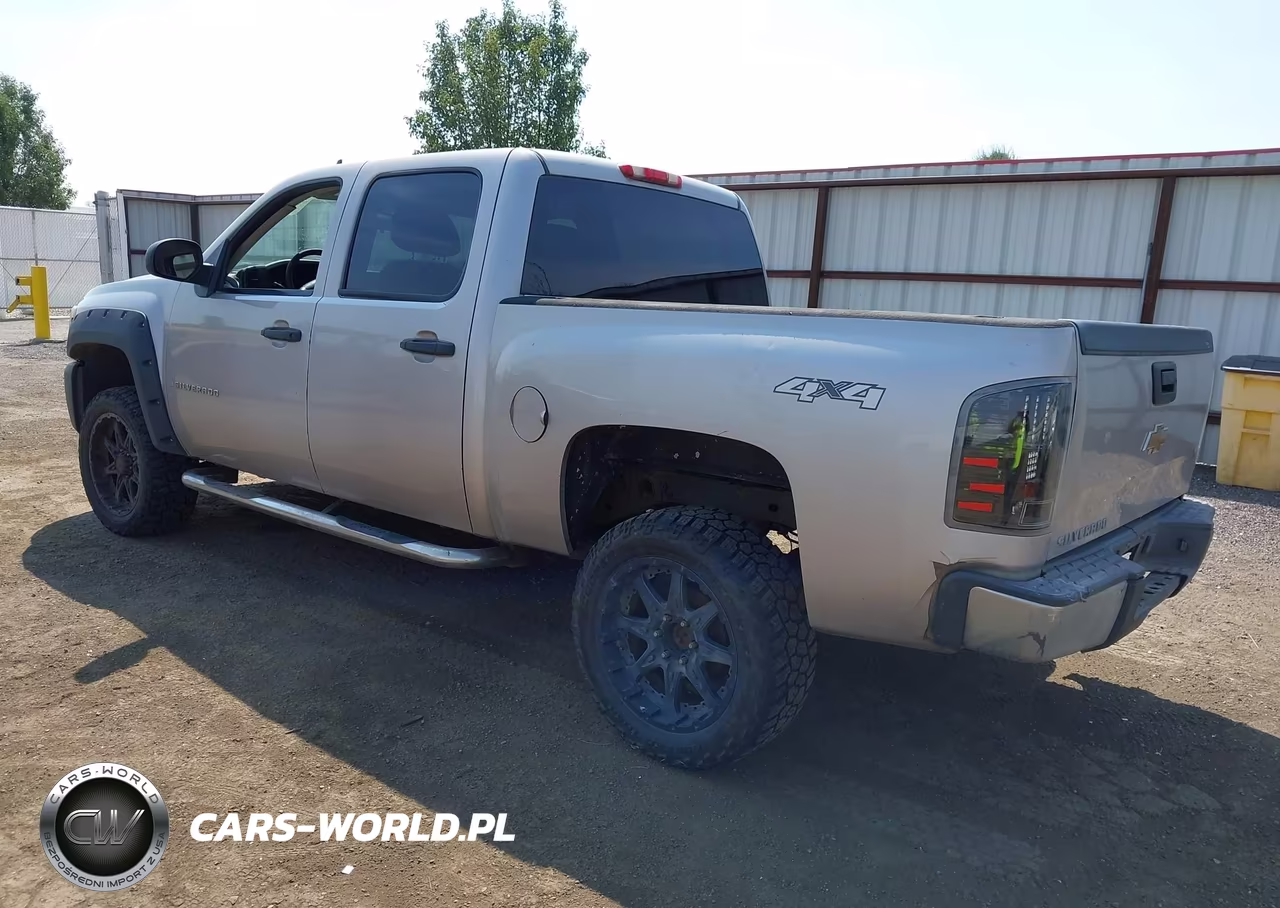 2007 Chevrolet Silverado 1500 Work Truck VIN:2GCEK13M971720285 - 3