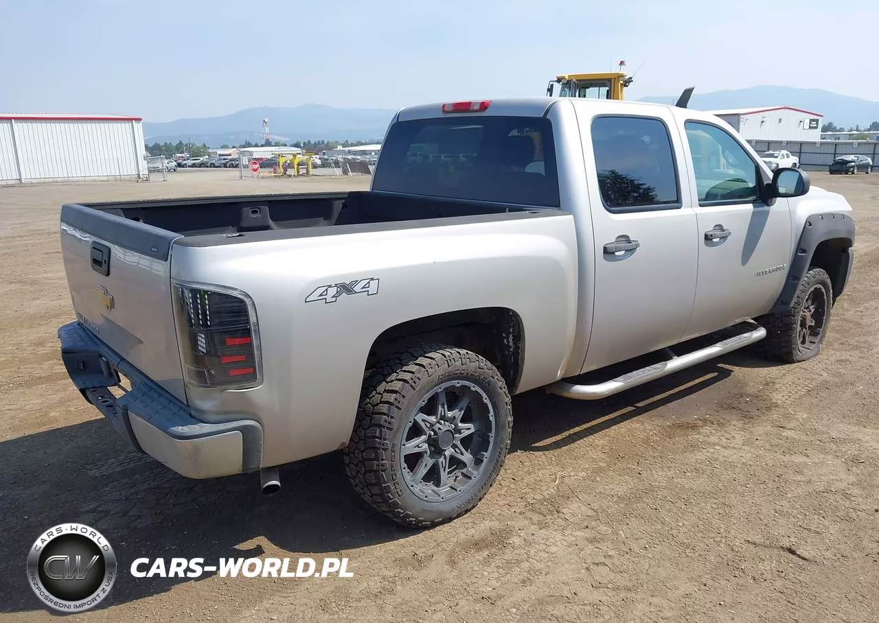 2007 Chevrolet Silverado 1500 Work Truck VIN:2GCEK13M971720285 - 4