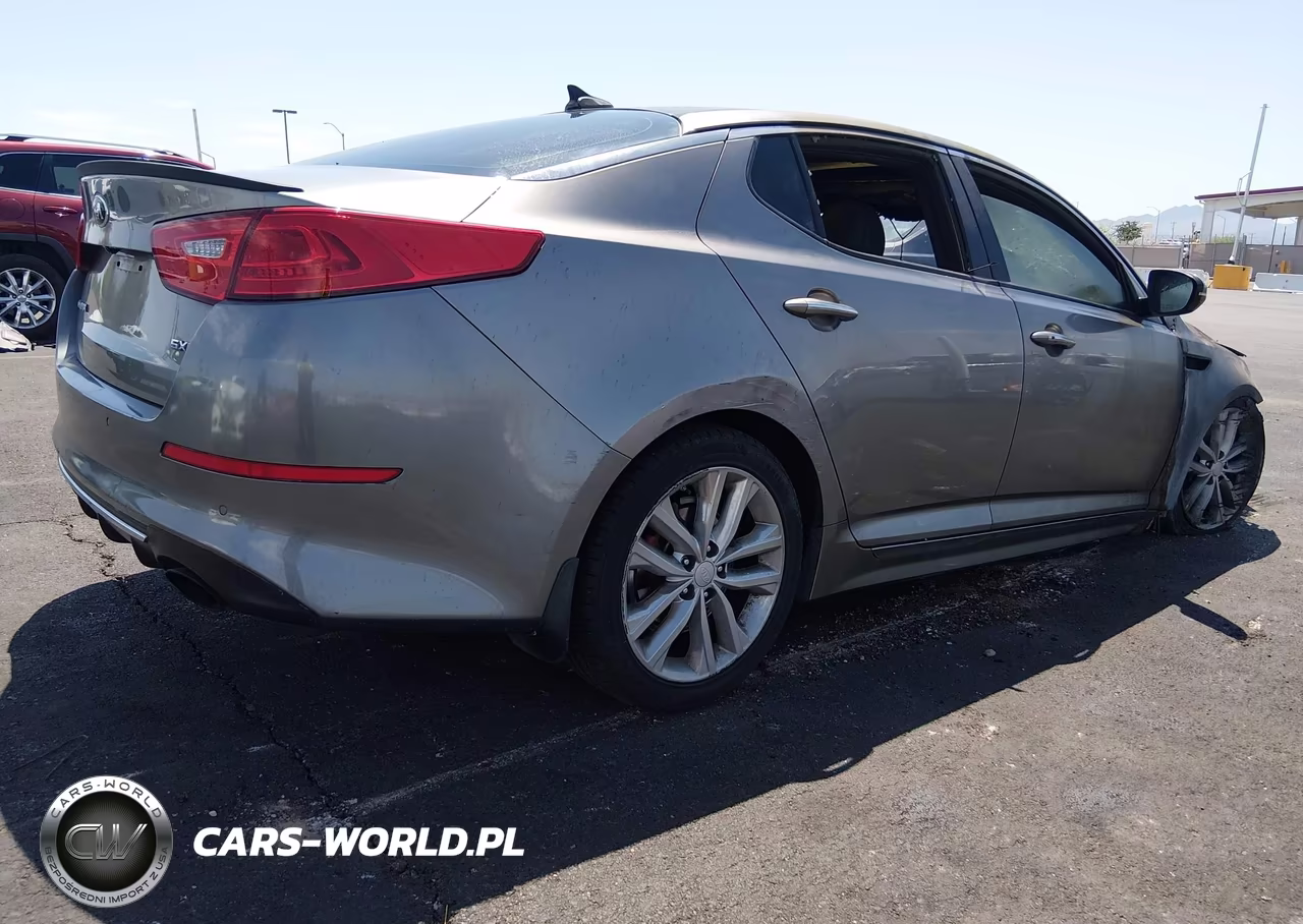 2014 Kia Optima VIN:5XXGR4A66EG337633 - 4