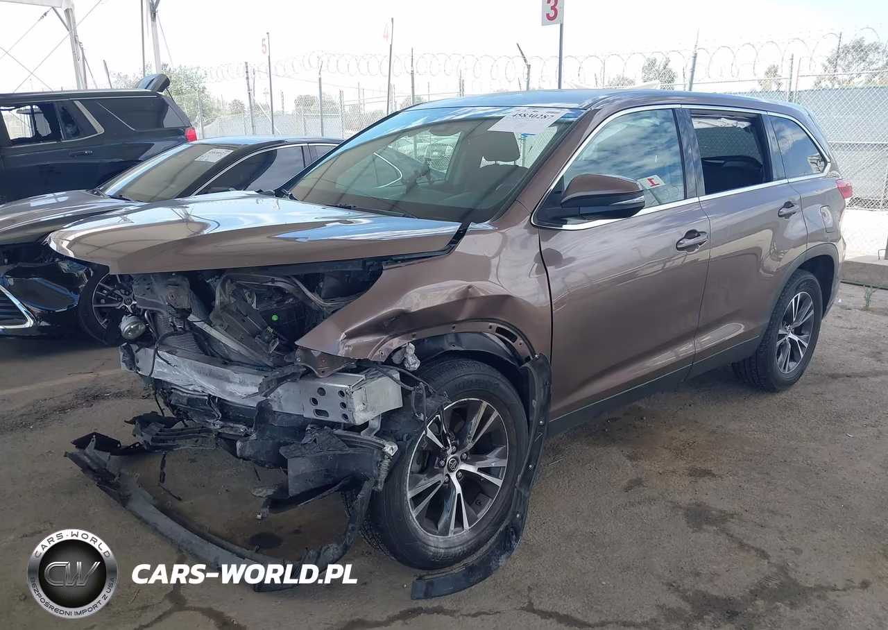 2019 Toyota Highlander Le Plus VIN:5TDZZRFH7KS347839 - 2