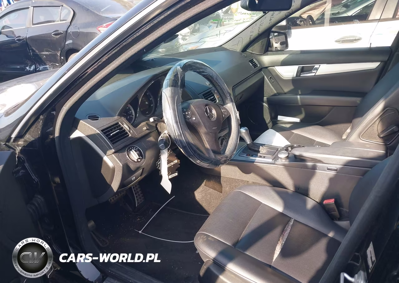 2010 Mercedes-Benz C 300 Sport VIN:WDDGF5EB3AF432851 - 13