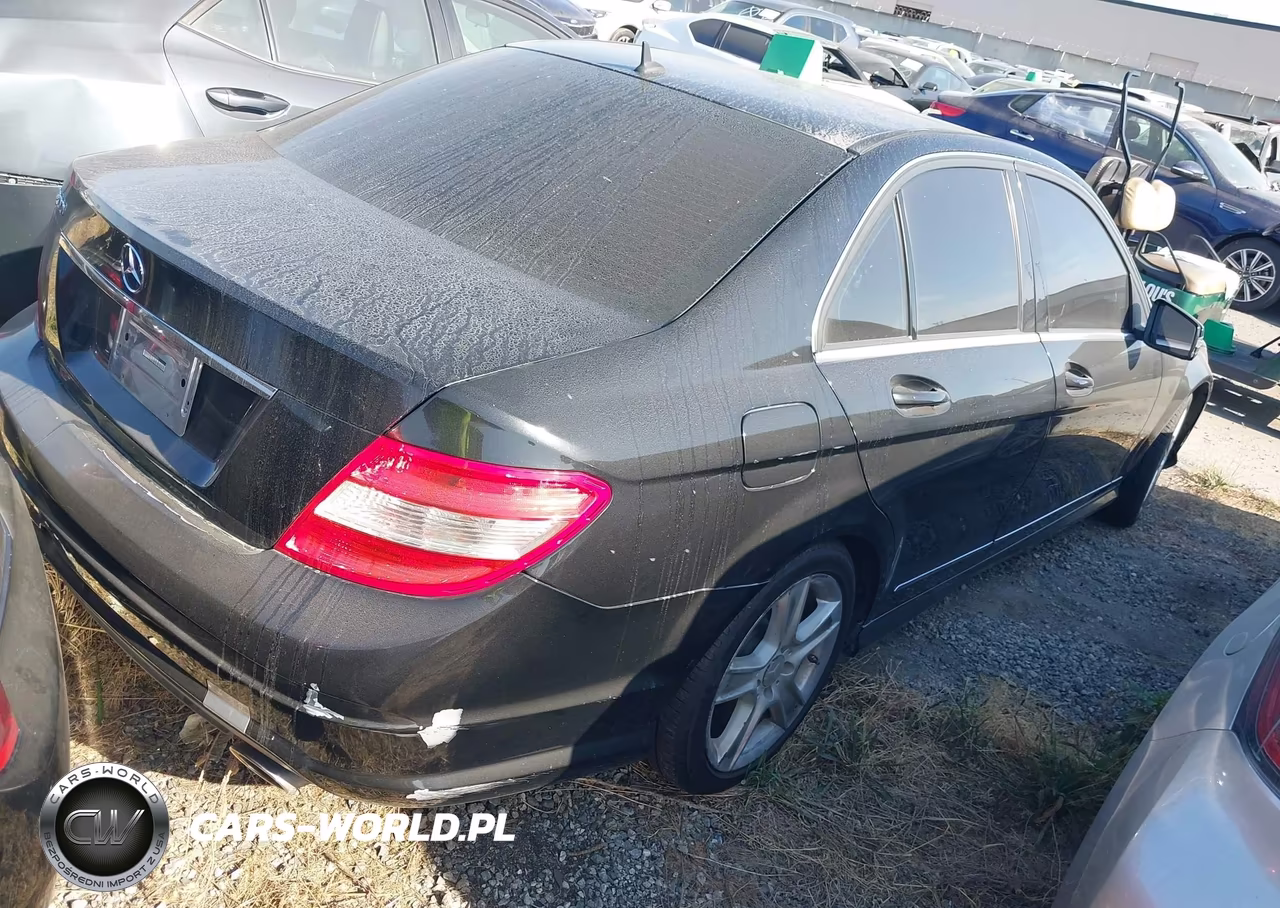 2010 Mercedes-Benz C 300 Sport VIN:WDDGF5EB3AF432851 - 4