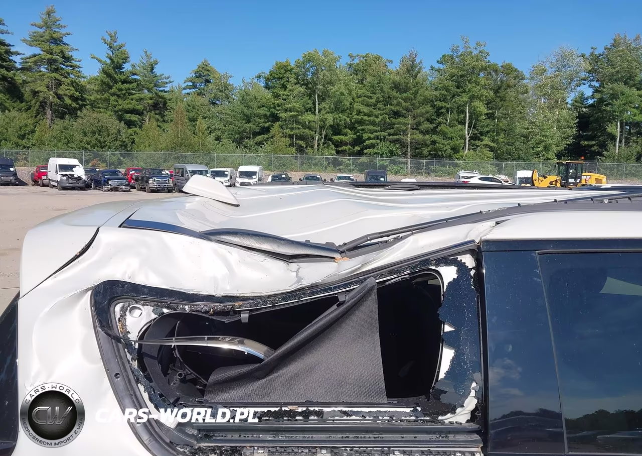 2020 Chrysler Pacifica Touring L VIN:2C4RC1BG5LR122863 - 17