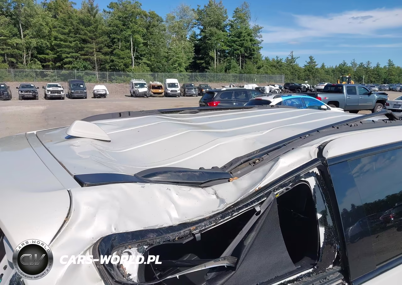 2020 Chrysler Pacifica Touring L VIN:2C4RC1BG5LR122863 - 6