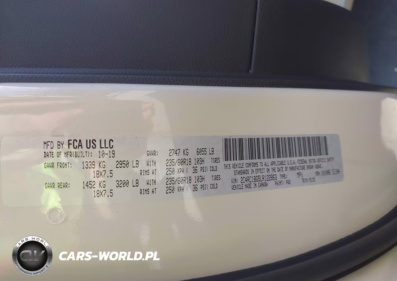 2020 Chrysler Pacifica Touring L VIN:2C4RC1BG5LR122863 - 9