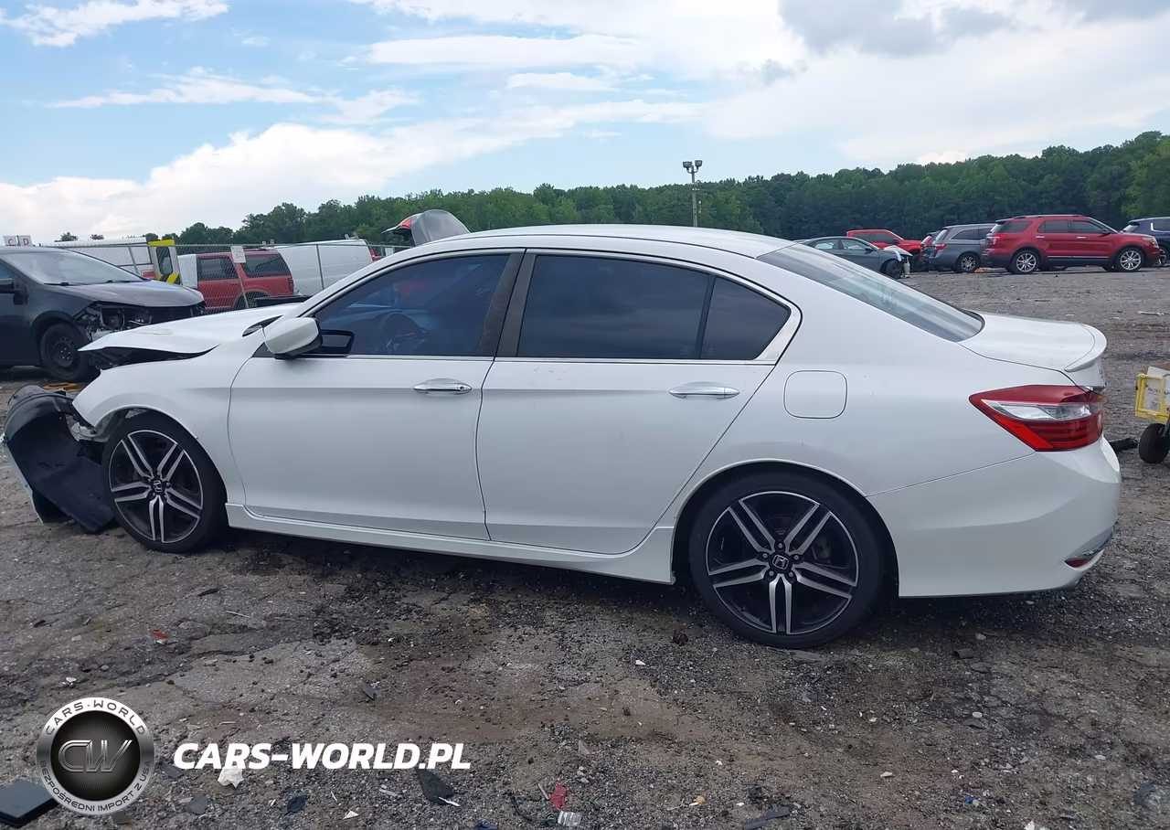 2016 Honda Accord Sport VIN:1HGCR2F54GA241745 - 15