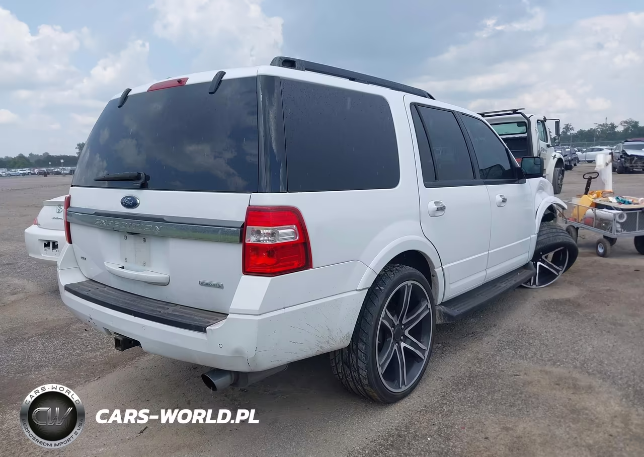 2017 Ford Expedition Xlt VIN:1FMJU1HT3HEA03952 - 4