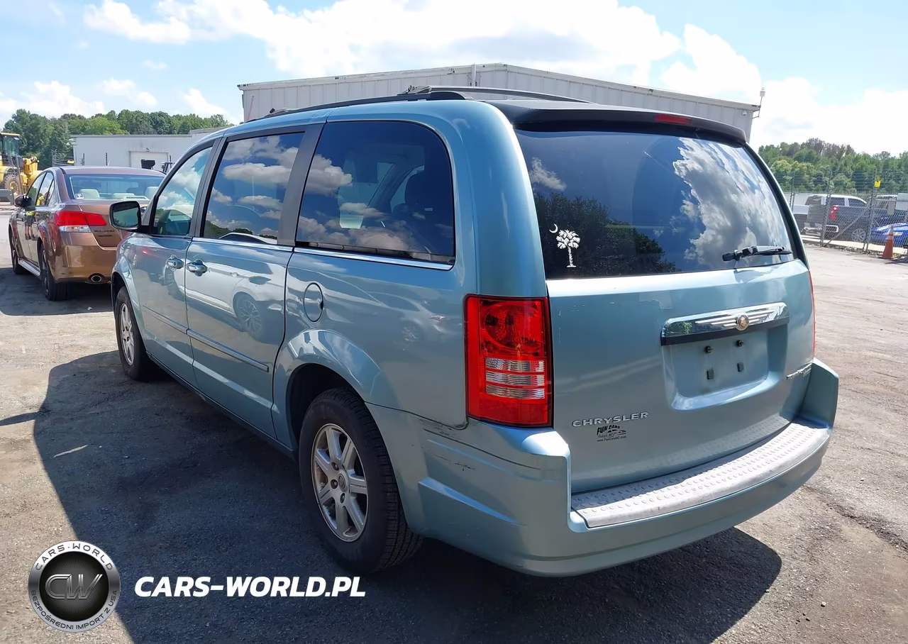 2010 Chrysler Town & Country New Lx VIN:2A4RR2D1XAR377044 - 3