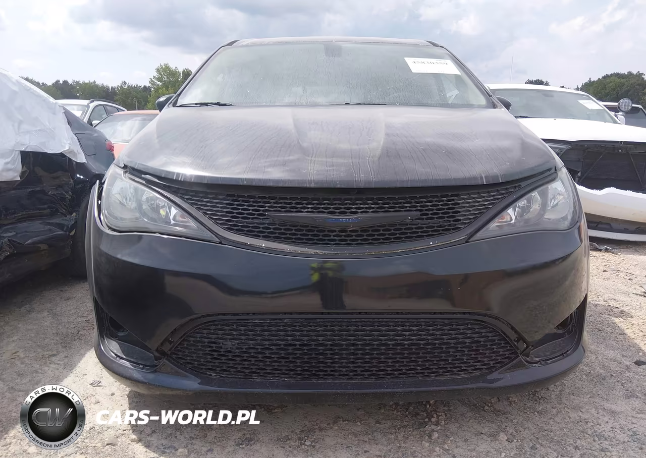 2017 Chrysler Pacifica Touring VIN:2C4RC1DG7HR623225 - 17