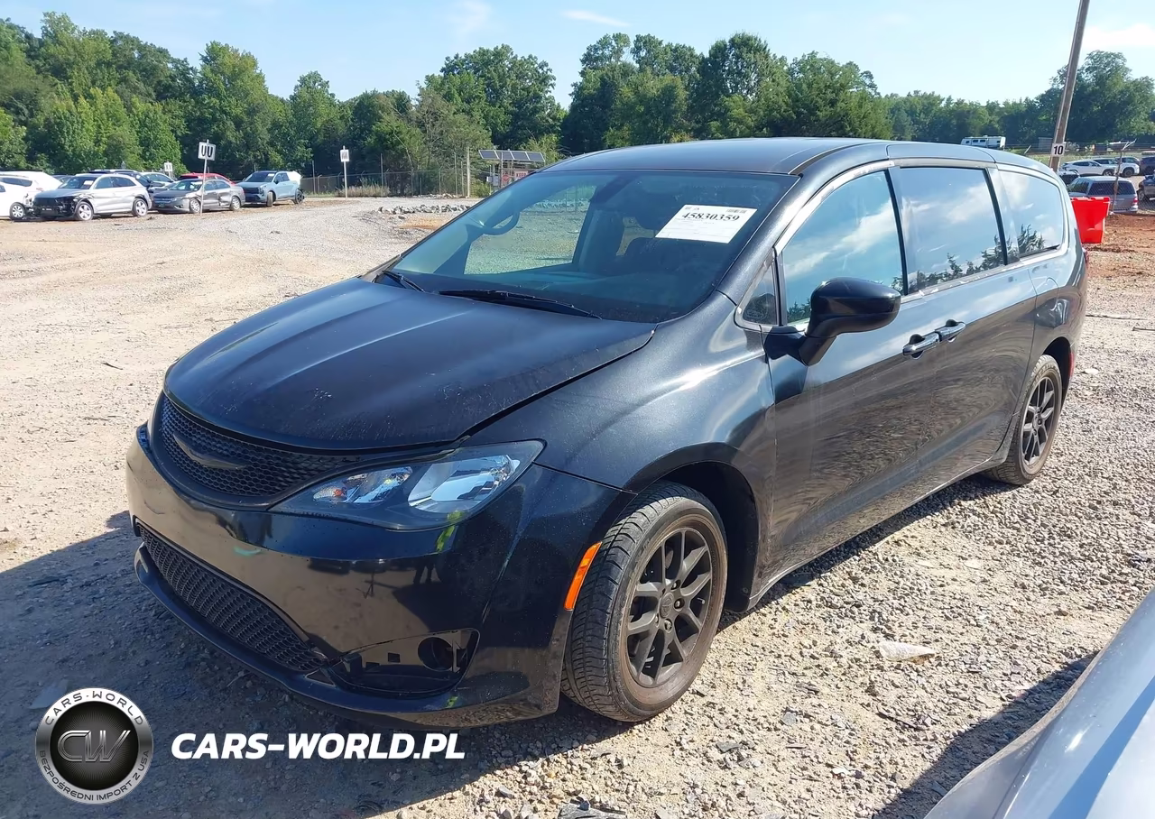 2017 Chrysler Pacifica Touring VIN:2C4RC1DG7HR623225 - 2