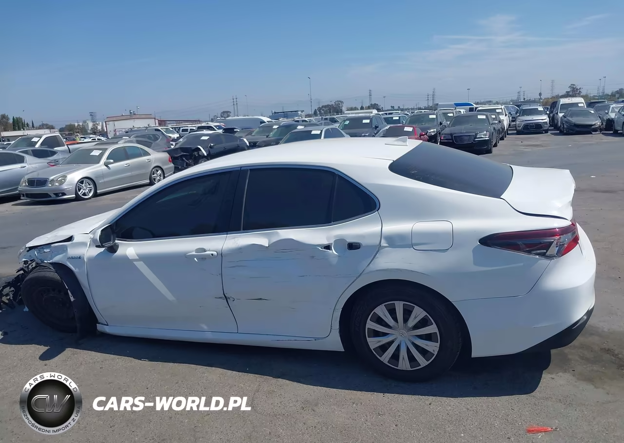 2021 Toyota Camry Le Hybrid VIN:4T1C31AKXMU548267 - 14
