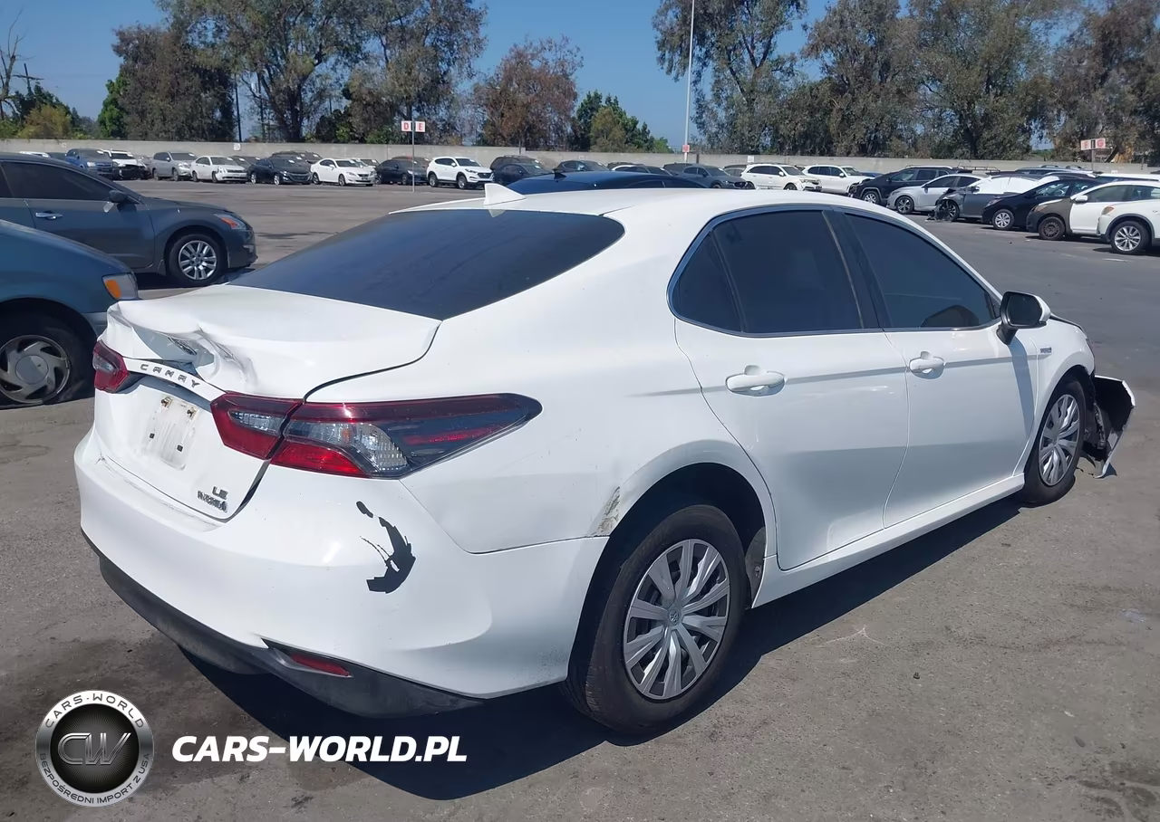 2021 Toyota Camry Le Hybrid VIN:4T1C31AKXMU548267 - 4