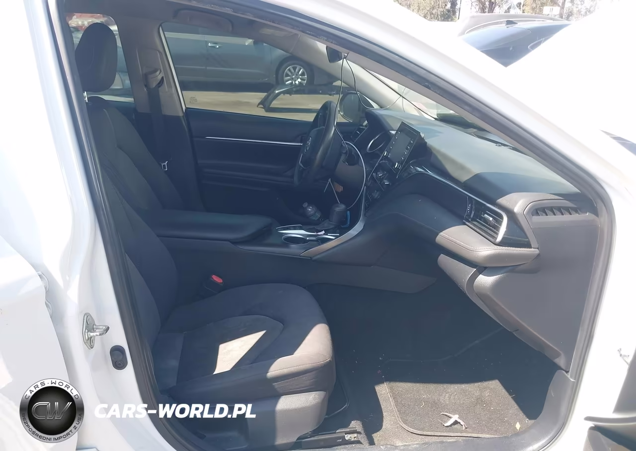 2021 Toyota Camry Le Hybrid VIN:4T1C31AKXMU548267 - 5
