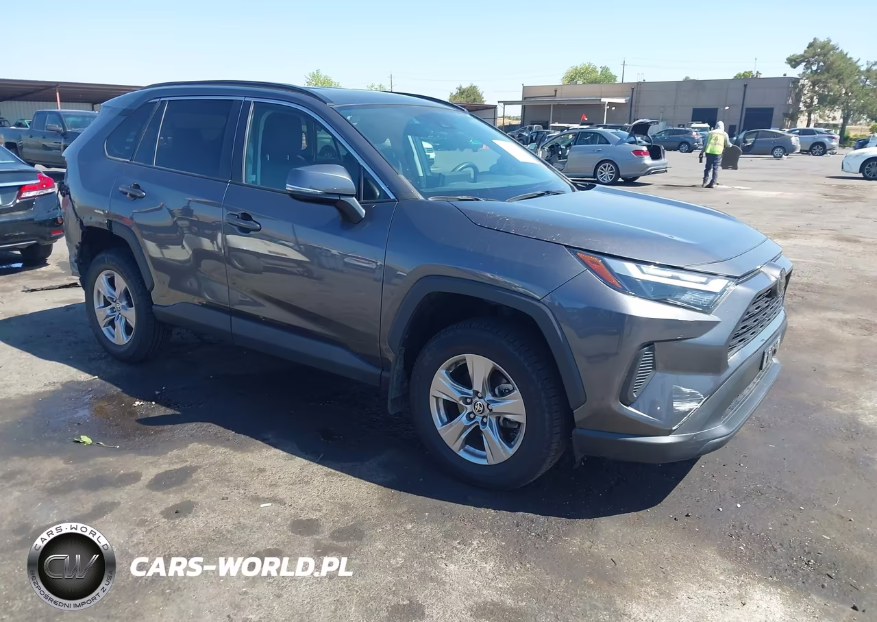 2022 Toyota Rav4 Xle VIN:2T3P1RFVXNC288228 - 1