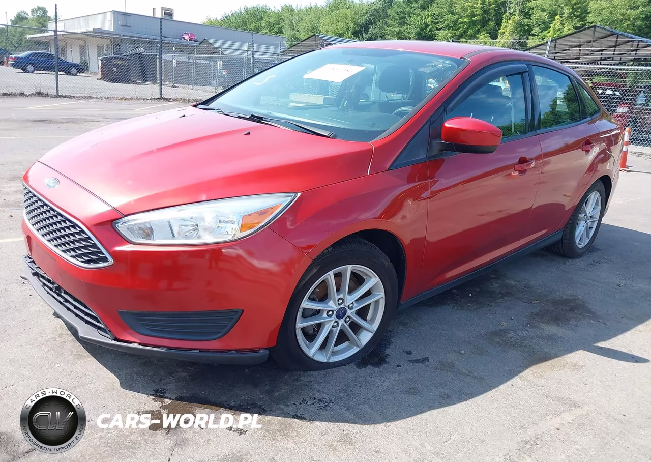 2018 Ford Focus Se VIN:1FADP3FE0JL242651 - 2