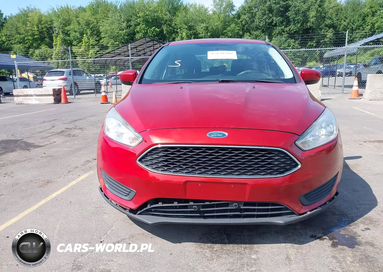 2018 Ford Focus Se VIN:1FADP3FE0JL242651 - 6