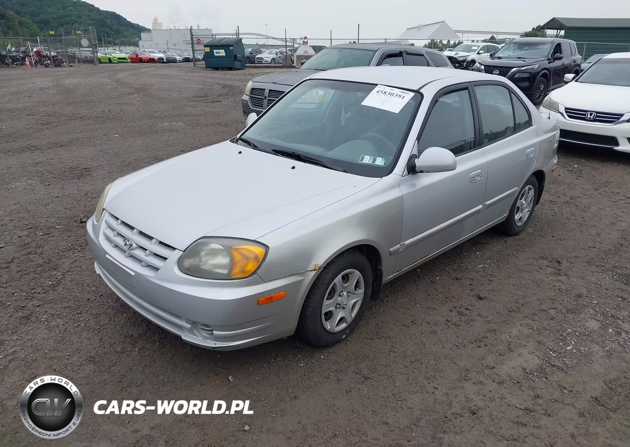 2005 Hyundai Accent Gls VIN:KMHCG45C15U659039 - 2