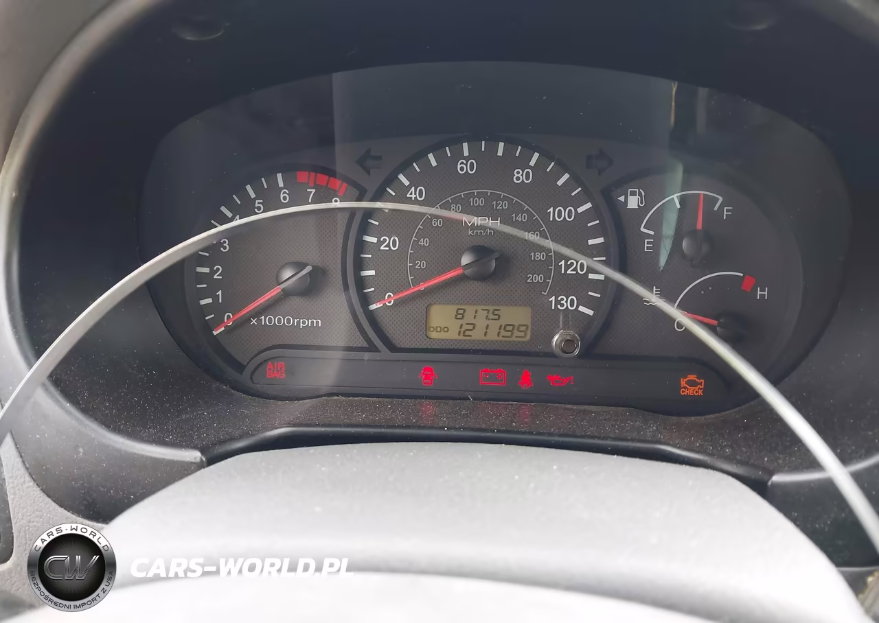 2005 Hyundai Accent Gls VIN:KMHCG45C15U659039 - 7