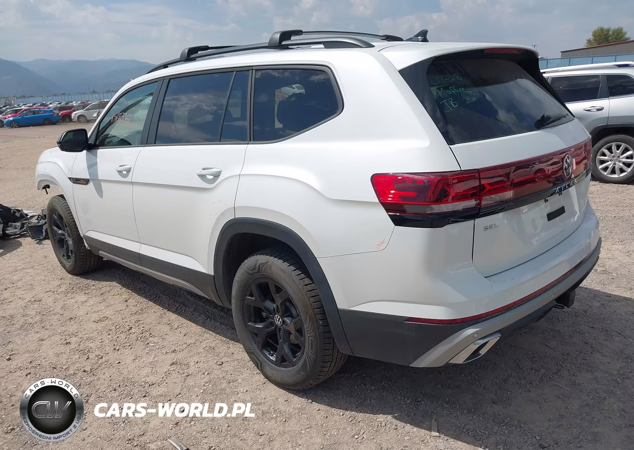 2024 Volkswagen Atlas 2.0T Peak Edition Sel VIN:1V2GR2CA2RC574419 - 3