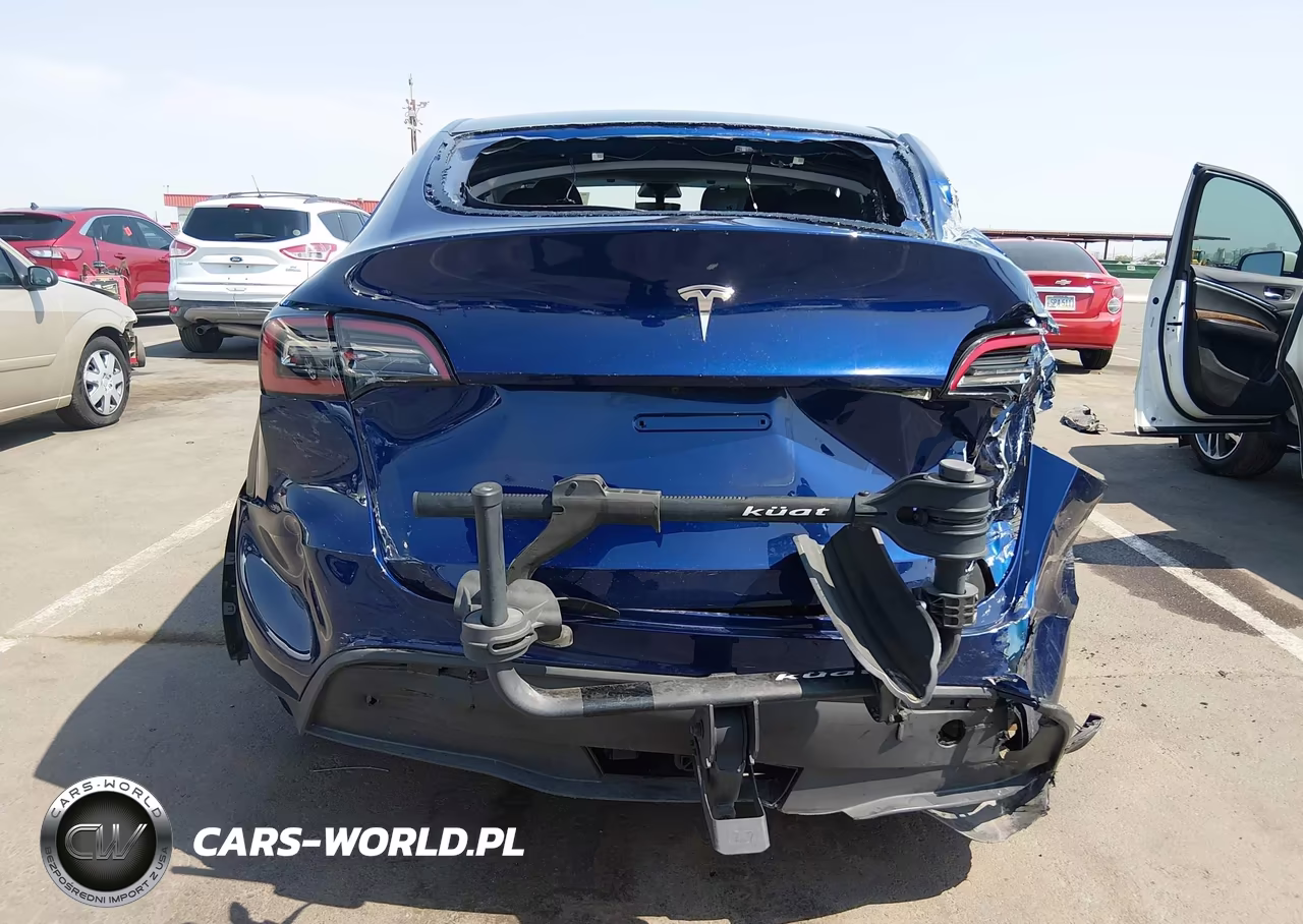 2023 Tesla Model Y VIN:7SAYGDEE7PA126281 - 16