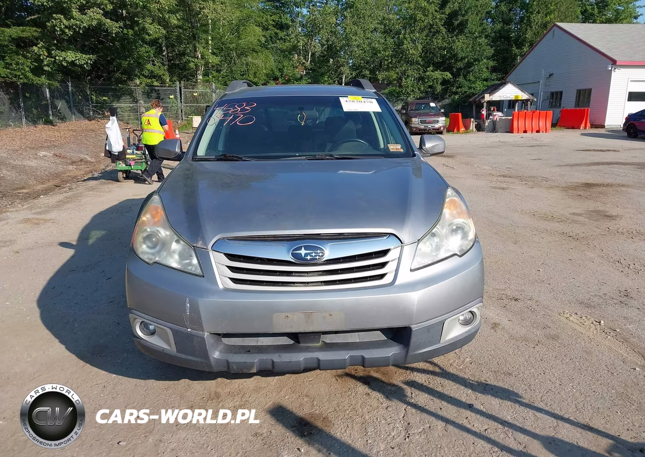 2011 Subaru Outback 2.5I Premium VIN:4S4BRBCC2B1345362 - 13