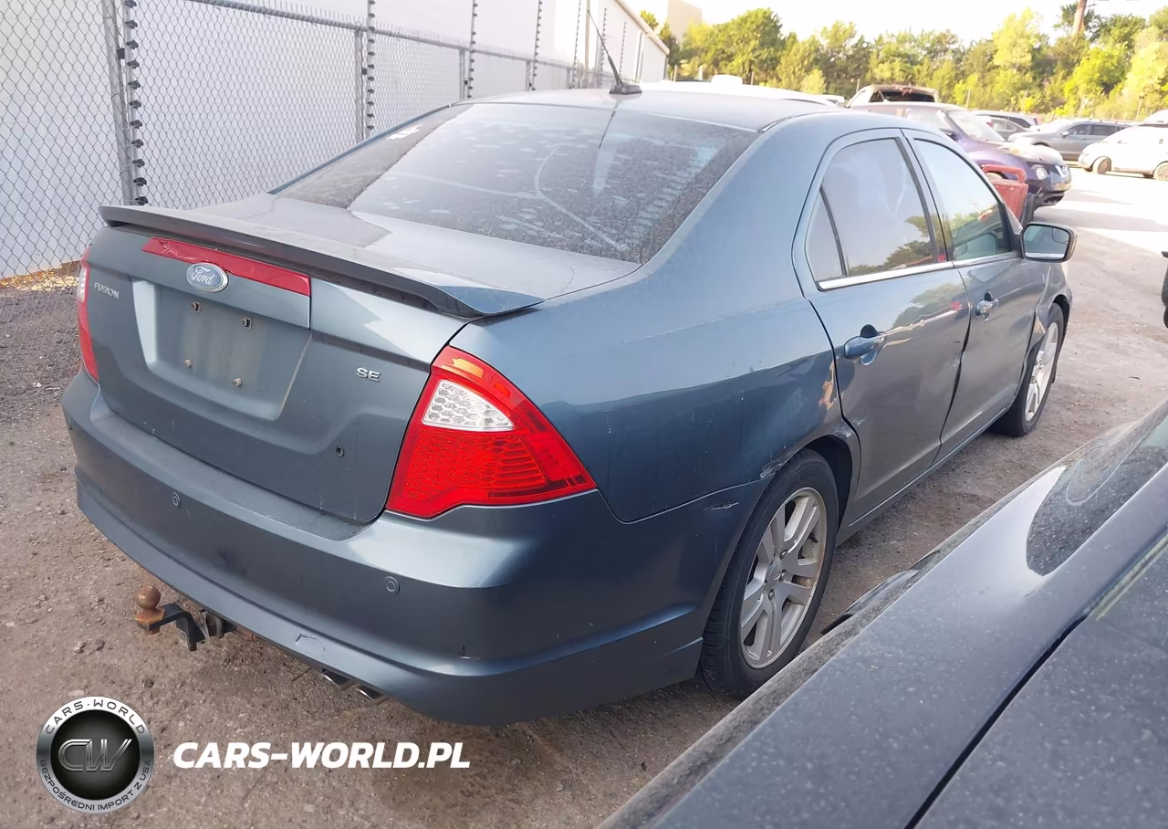 2011 Ford Fusion Se VIN:3FAHP0HA5BR127735 - 4