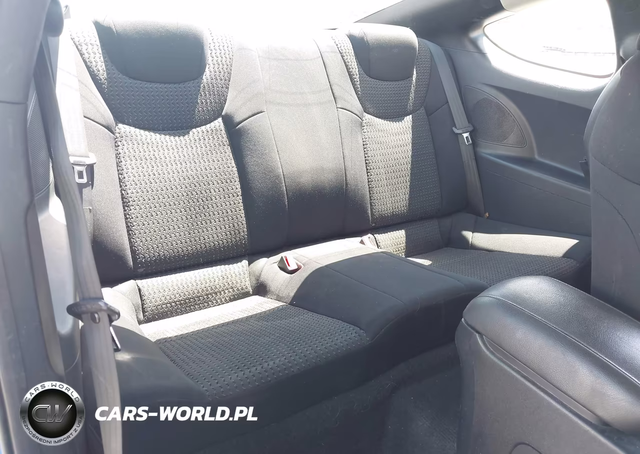 2011 Hyundai Genesis 2.0T Premium VIN:KMHHT6KD1BU049194 - 8