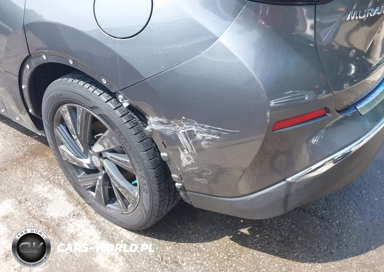 2015 Nissan Murano Platinum VIN:5N1AZ2MH3FN203459 - 17