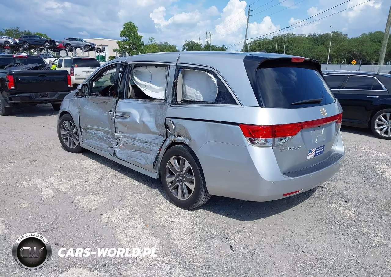 2015 Honda Odyssey Touring-Touring Elite VIN:5FNRL5H99FB042840 - 3