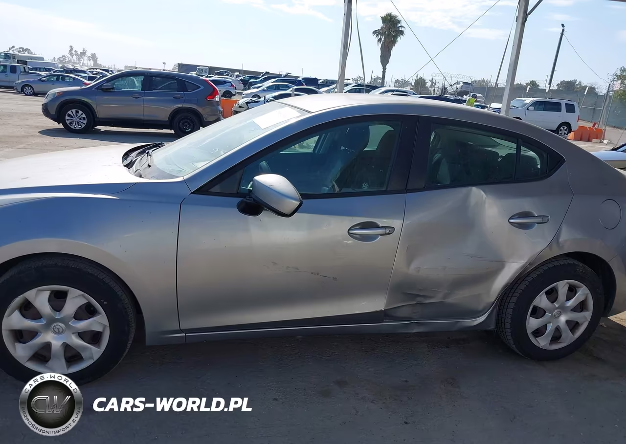 2015 Mazda Mazda3 I Sport VIN:3MZBM1U76FM196751 - 14