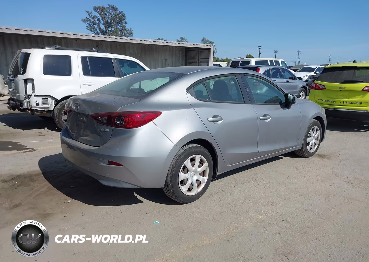 2015 Mazda Mazda3 I Sport VIN:3MZBM1U76FM196751 - 4