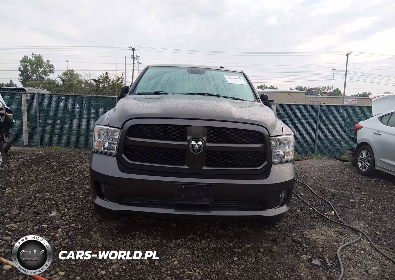 2018 Ram 1500 Express 4X4 5'7 Box VIN:3C6RR7KT3JG198431 - 12