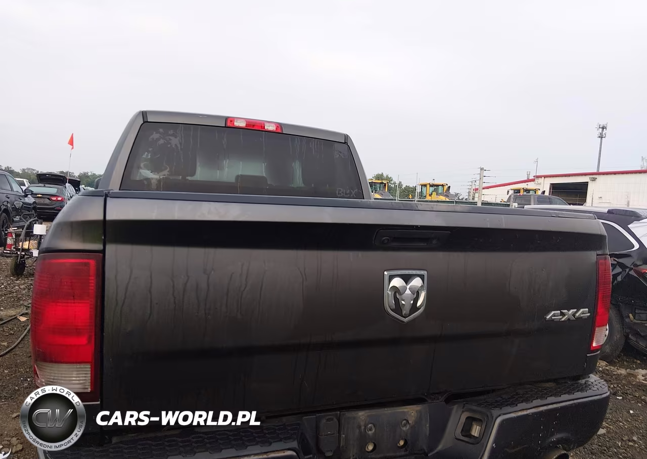 2018 Ram 1500 Express 4X4 5'7 Box VIN:3C6RR7KT3JG198431 - 16