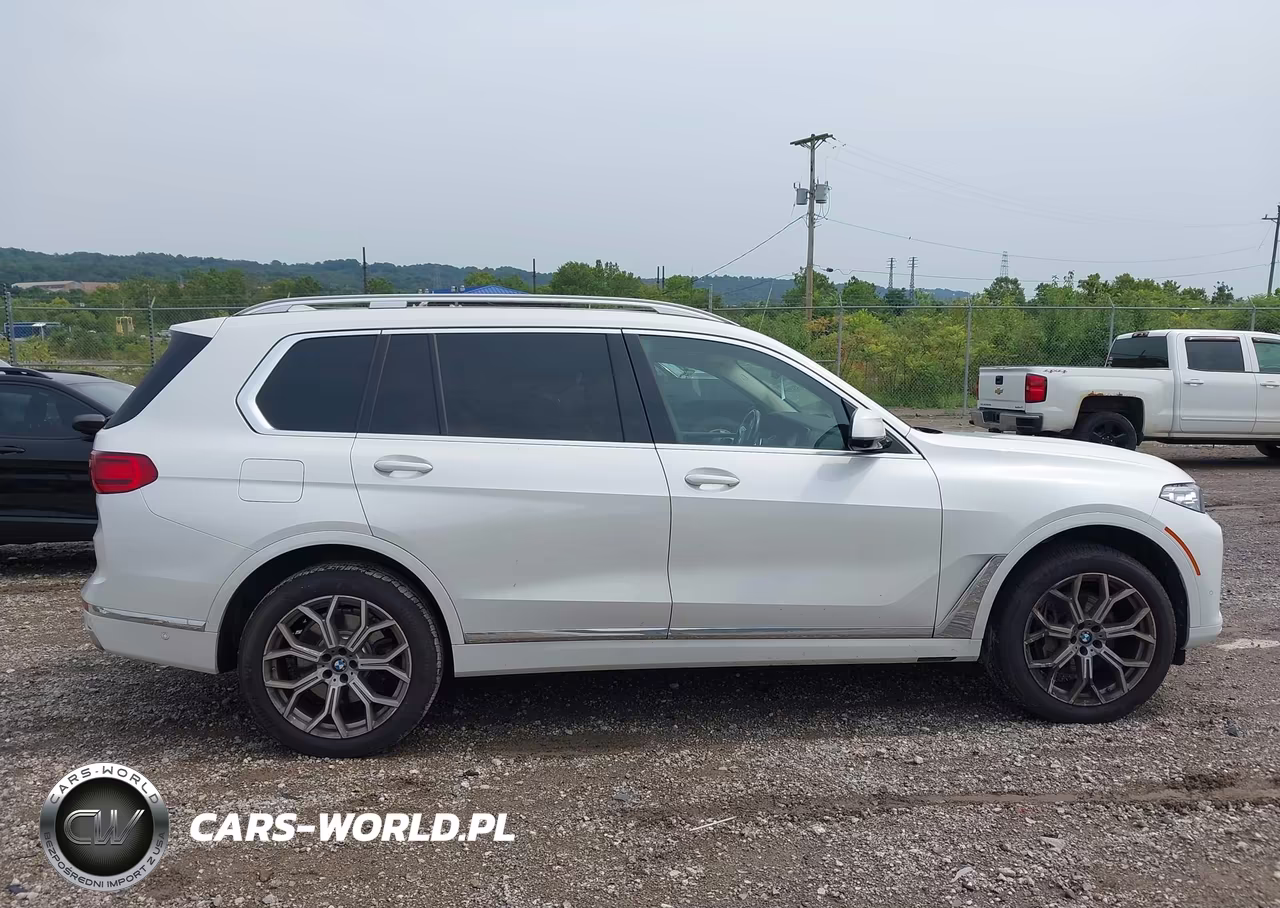 2021 BMW X7 xDrive40I VIN:5UXCW2C08M9H93229 - 13