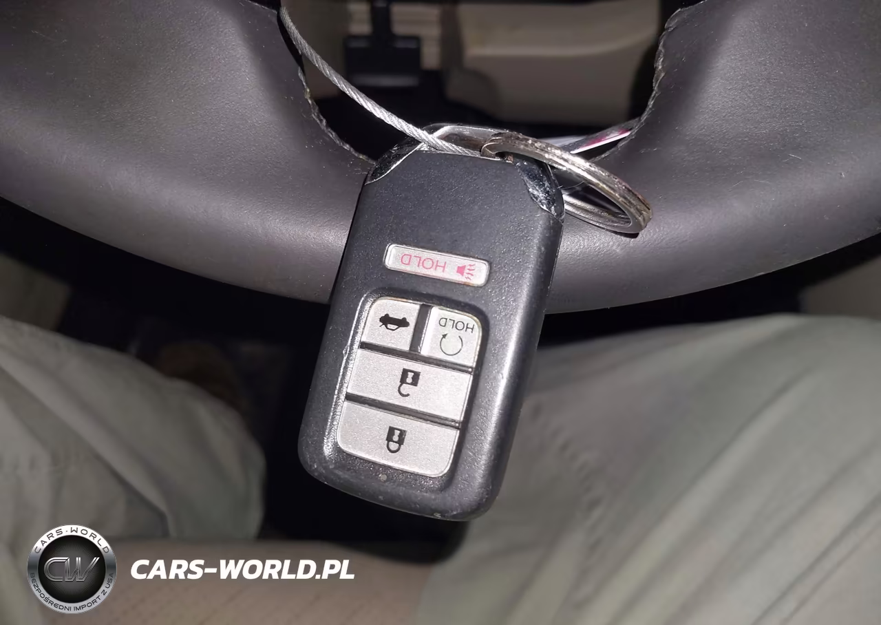 2017 Honda Accord Ex-L VIN:1HGCR2F92HA225290 - 11