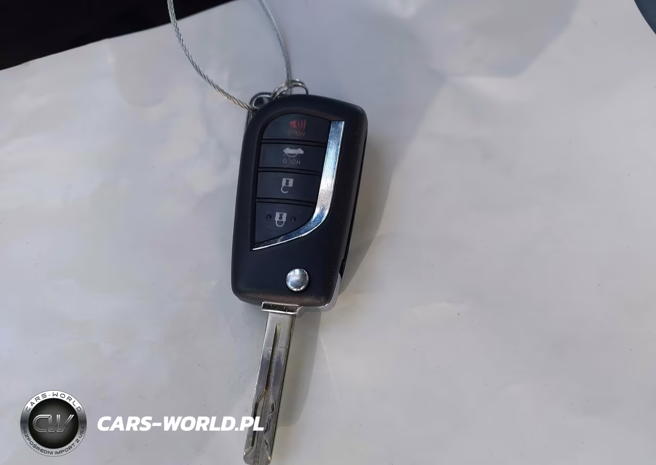 2022 Toyota Corolla Le VIN:JTDEPMAE0N3033329 - 11