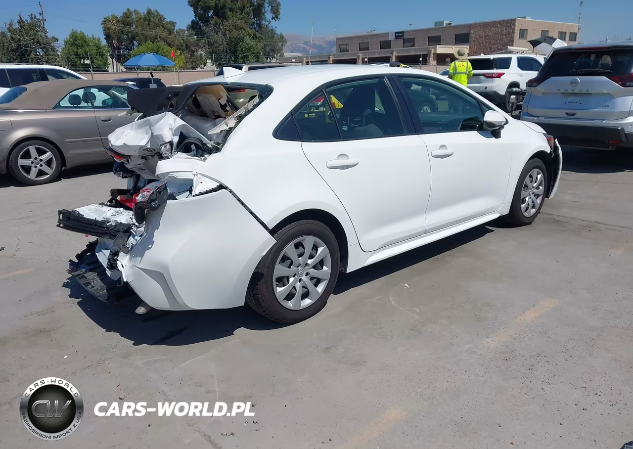 2022 Toyota Corolla Le VIN:JTDEPMAE0N3033329 - 4