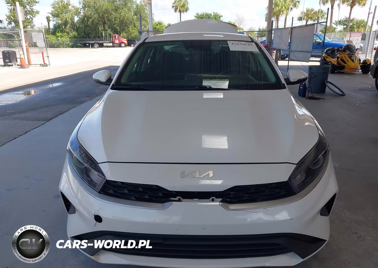 2024 Kia Forte Lxs VIN:3KPF24ADXRE696304 - 12