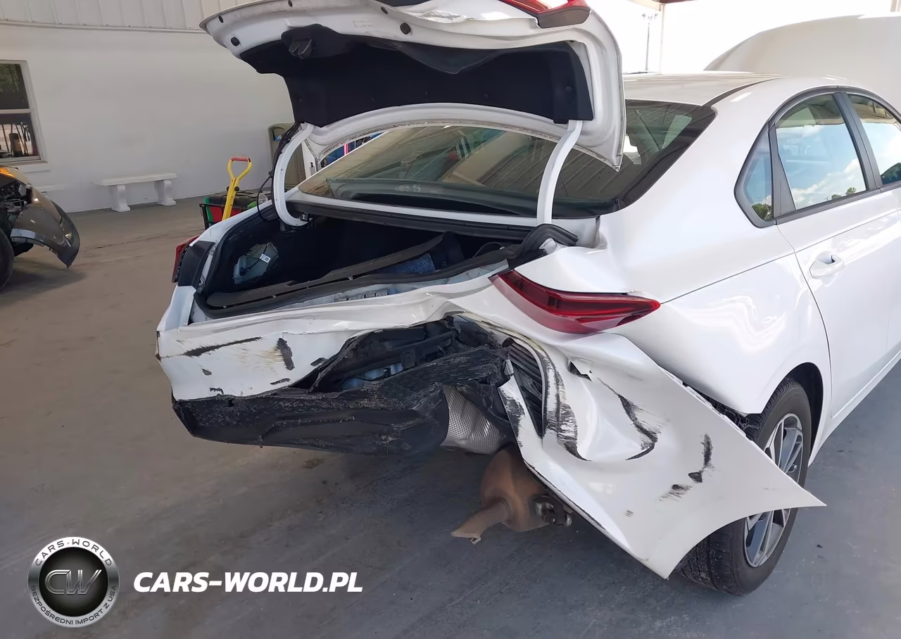 2024 Kia Forte Lxs VIN:3KPF24ADXRE696304 - 6