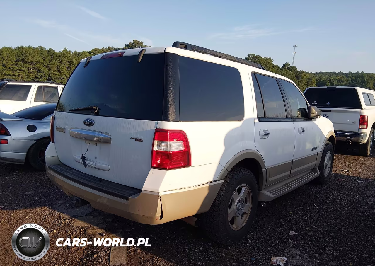 2007 Ford Expedition Eddie Bauer VIN:1FMFU17587LA62336 - 4