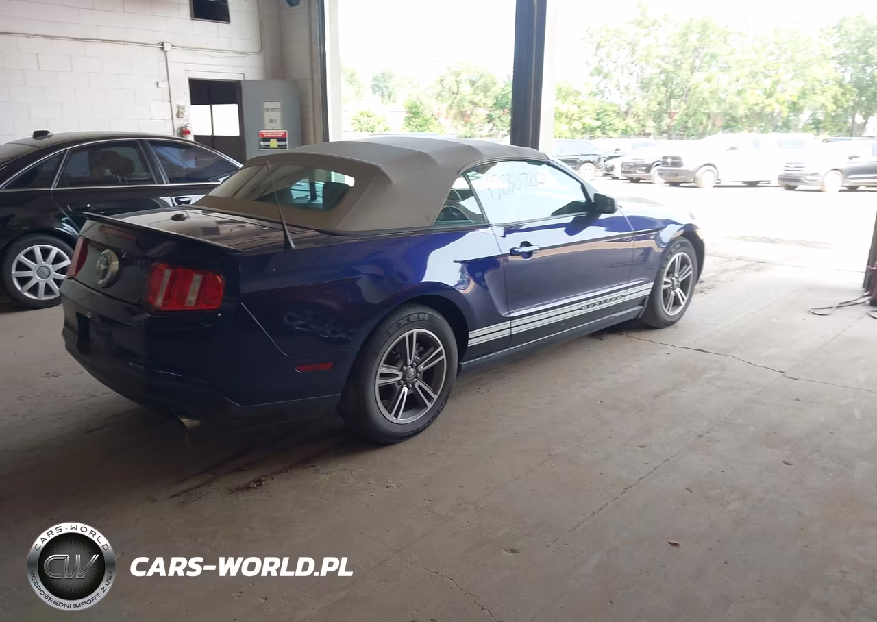 2012 Ford Mustang V6 Premium VIN:1ZVBP8EM5C5286317 - 4