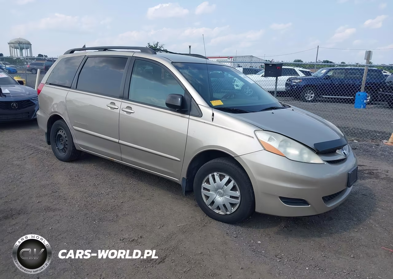 2007 Toyota Sienna Le – zdjęcie 1 z 11