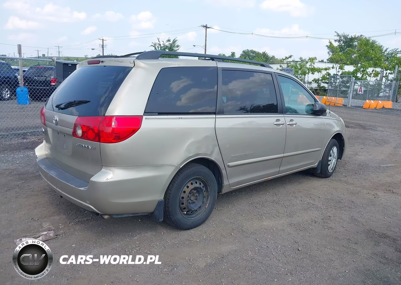 2007 Toyota Sienna Le VIN:5TDZK23C17S077552 - 4