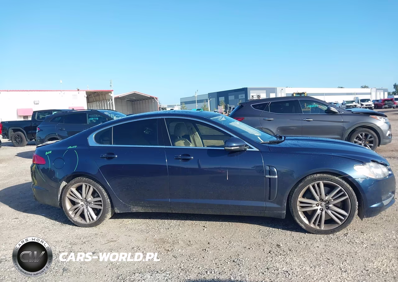 2010 Jaguar Xf Supercharged VIN:SAJWA0HE8AMR61819 - 13