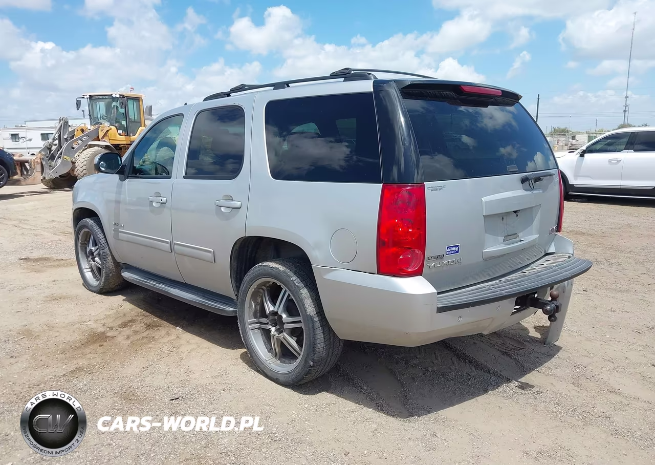 2010 GMC Yukon Sle VIN:1GKMCAE39AR234379 - 3