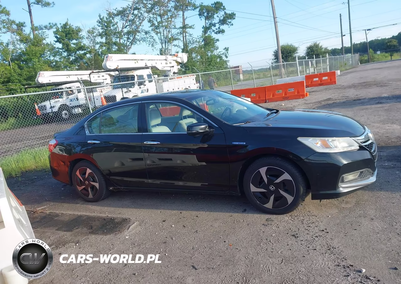 2014 Honda Accord Plug-In Hybrid VIN:JHMCR5F7XEC000127 - 13
