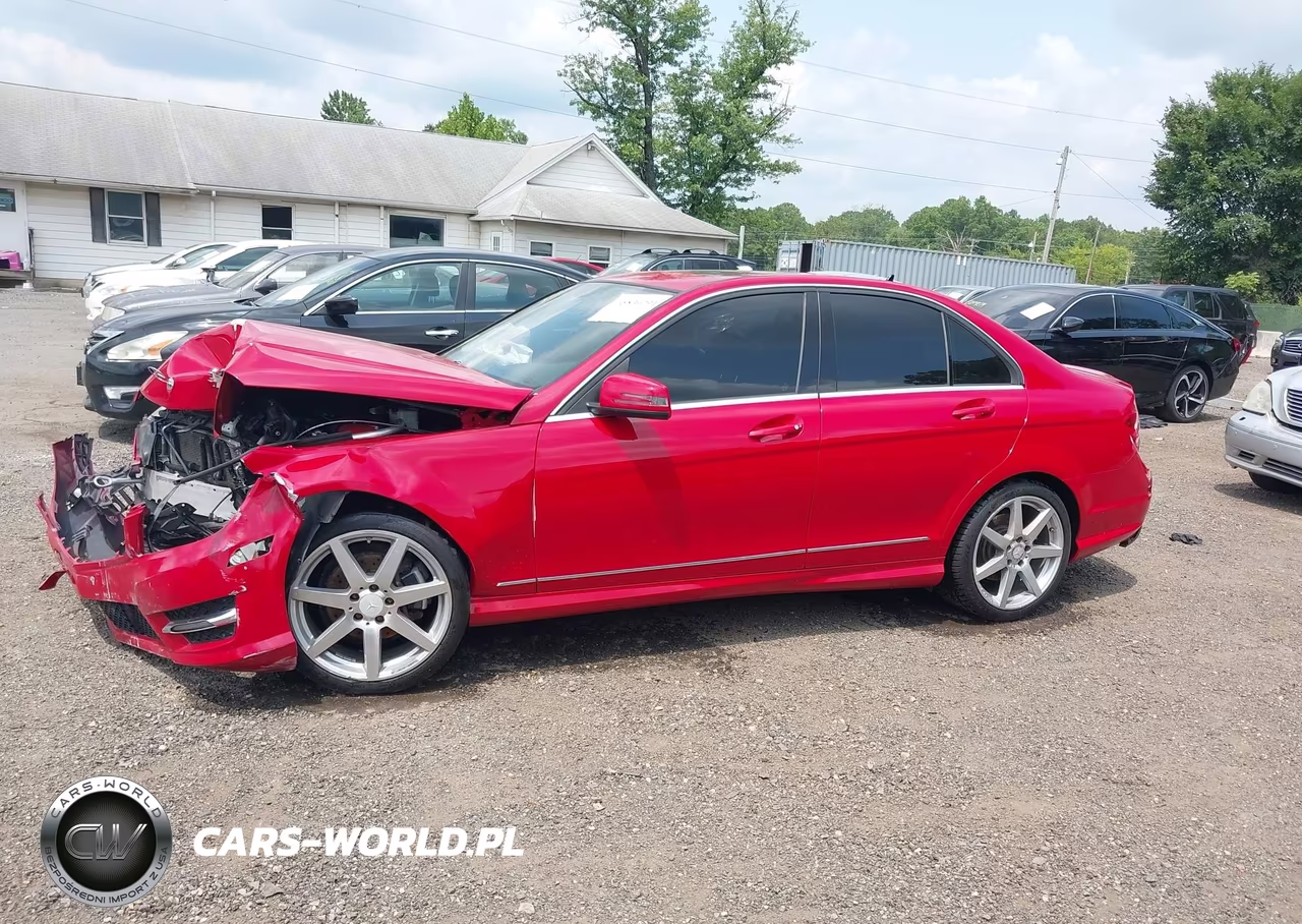 2012 Mercedes-Benz C 300 Sport 4Matic VIN:WDDGF8BB5CR210917 - 14