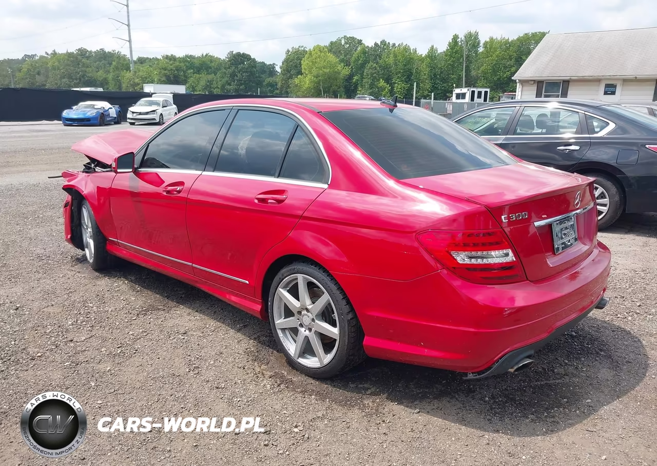 2012 Mercedes-Benz C 300 Sport 4Matic VIN:WDDGF8BB5CR210917 - 3