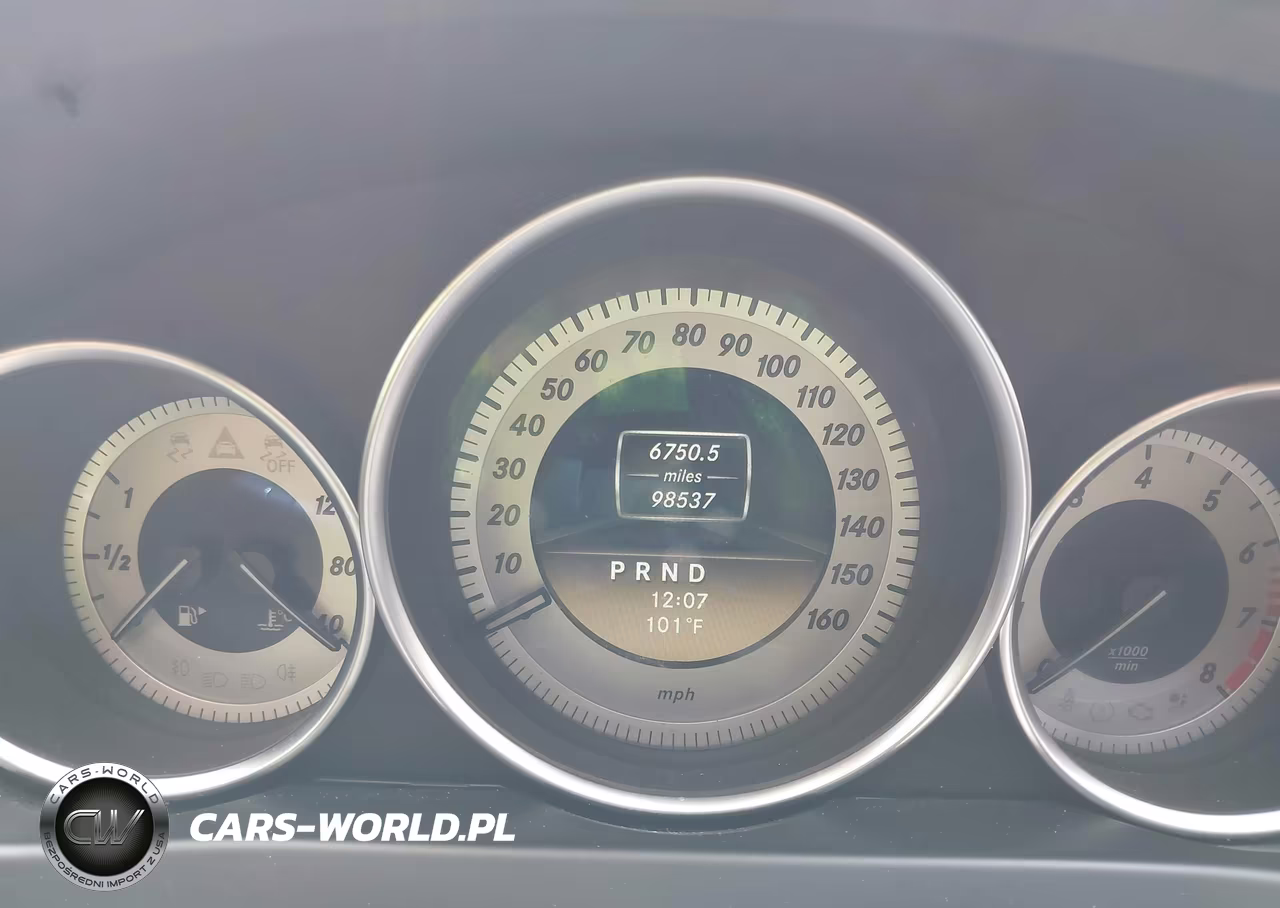2012 Mercedes-Benz C 300 Sport 4Matic VIN:WDDGF8BB5CR210917 - 7