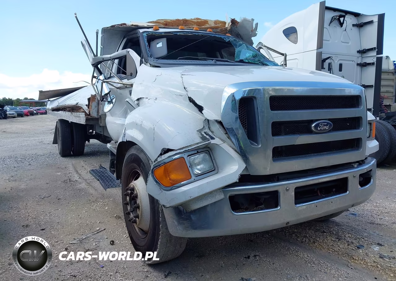 2013 Ford F-650 Gas Xl-Xlt